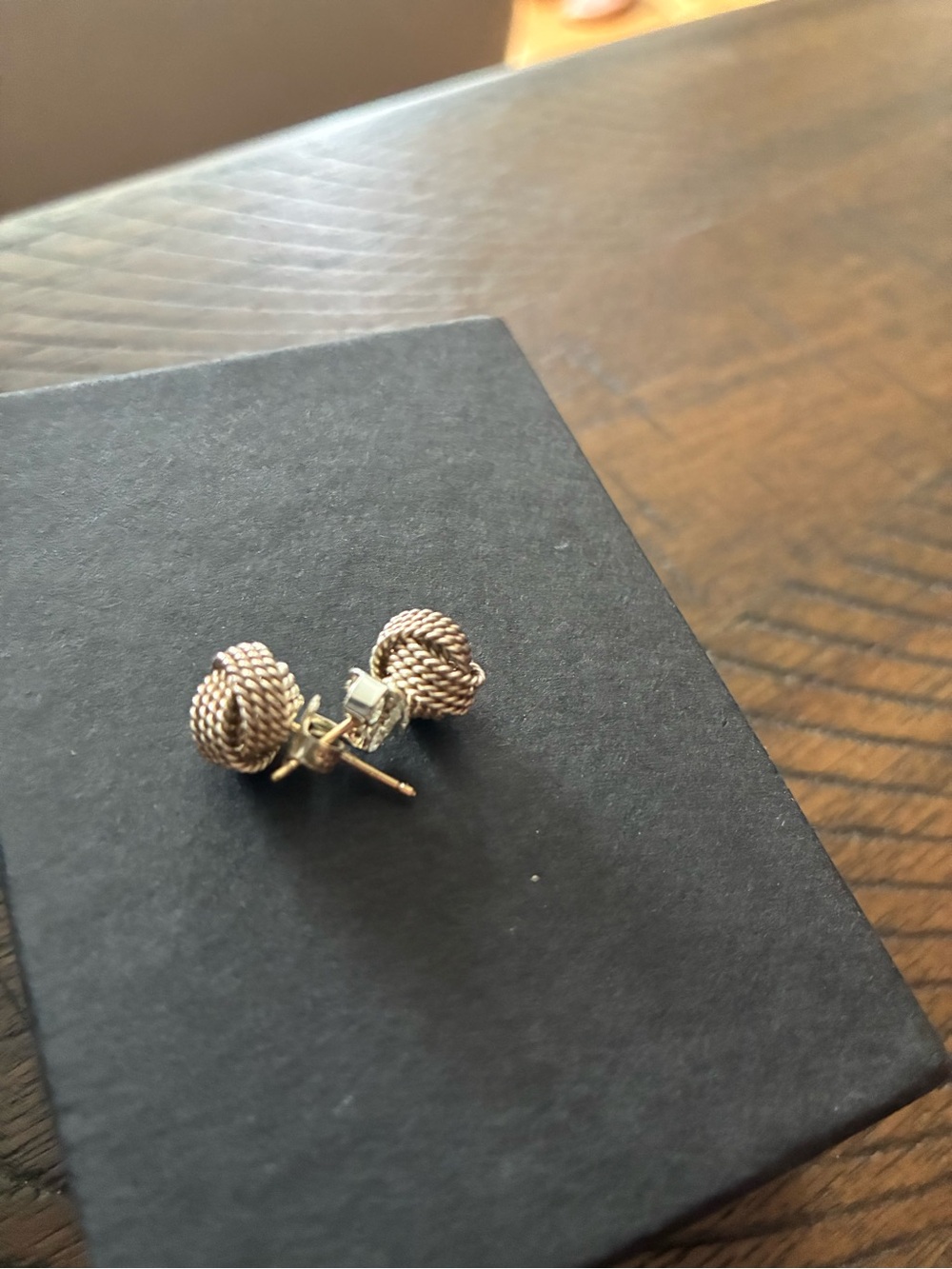 Tiffany and co mesh Knot Stud Earrings - Classic Elegance